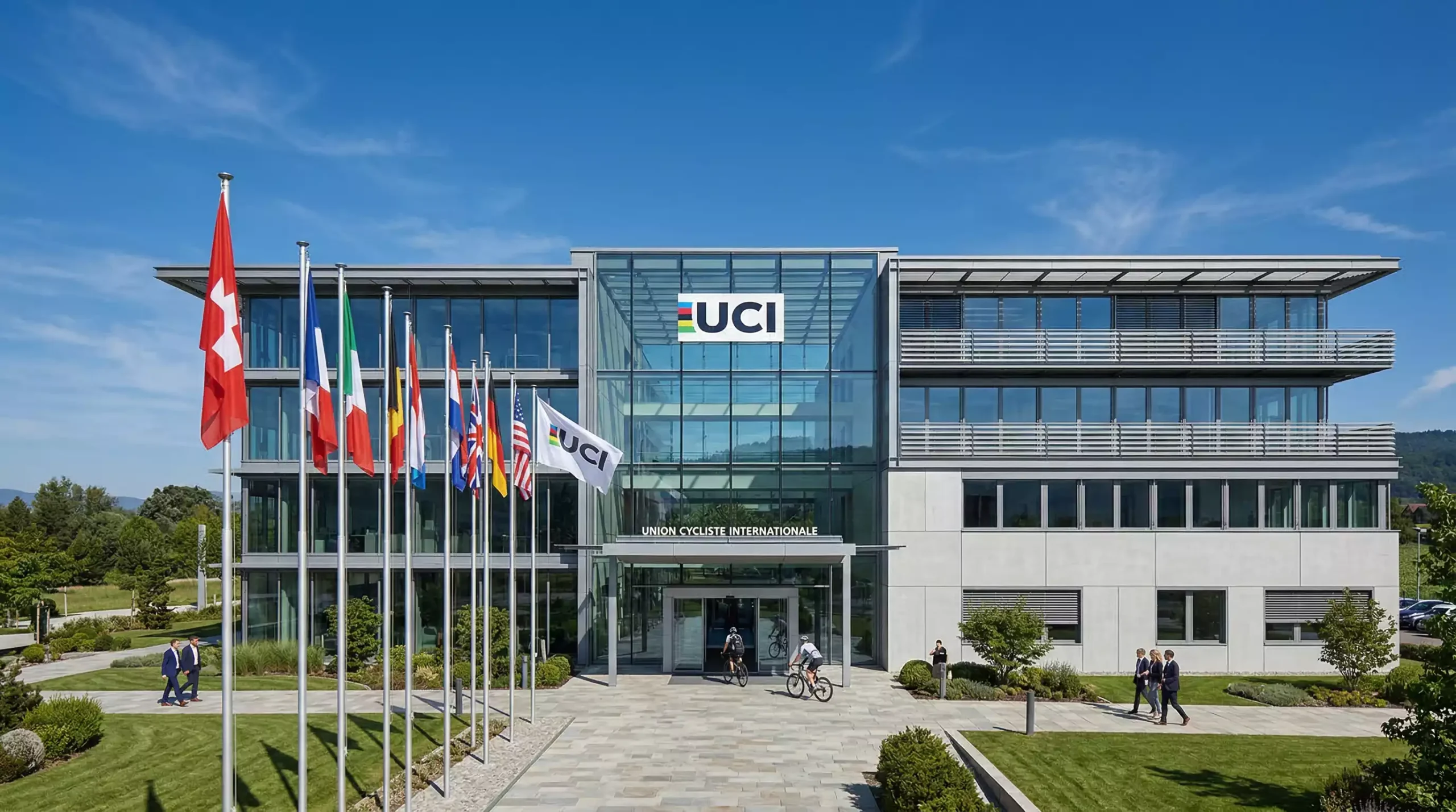 Sede de la UCI con el logotipo de la Union Cycliste Internationale y banderas de distintos países